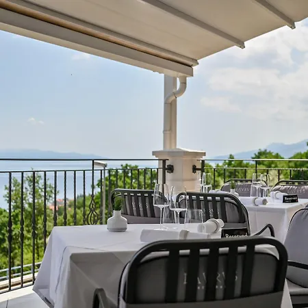 Hotel Laurus - Liburnia 4*