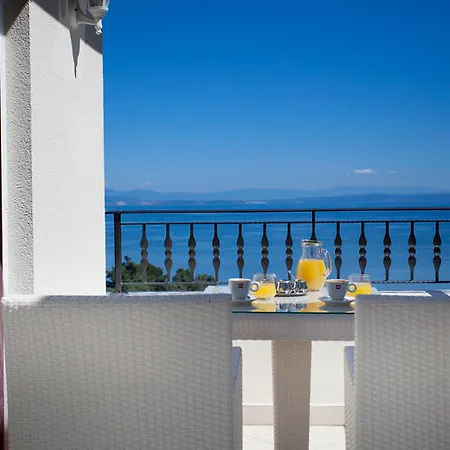 Ξενοδοχείο Laurus - Liburnia 4*