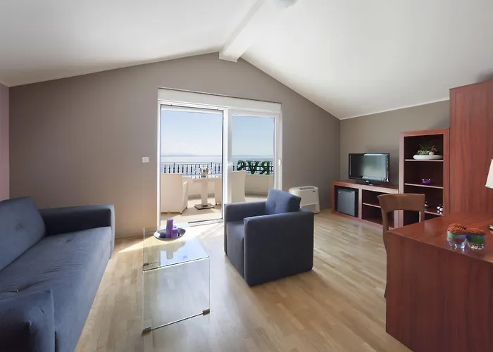 فندق Laurus - Liburnia 4*