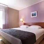 Laurus - Liburnia 4*