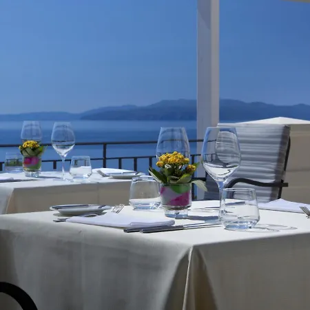 Laurus - Liburnia 4*