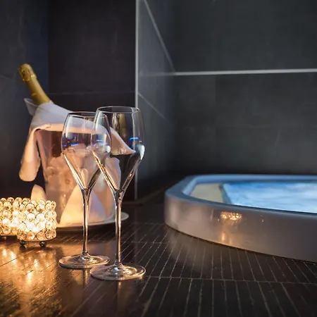 Laurus - Liburnia ホテル オパティヤ